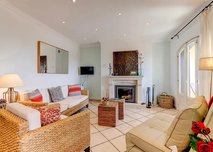 Casa D'luz * Καρβοέιρο